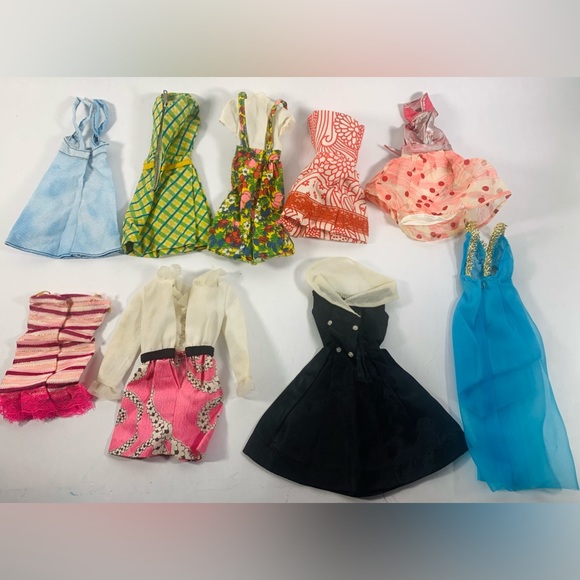 Vintage Barbie & Francie dresses, skirts , shorts, pants, etc 60’s /70’s - Picture 3 of 7